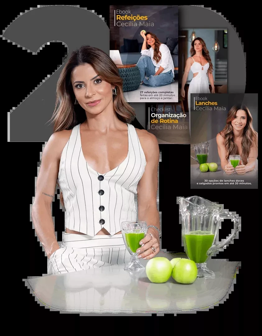 Cecília Maia com seus livros digitais e itens de alimentação